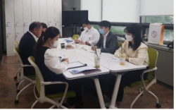 ▲노인일자리 모델 발굴을 위한 실무자 협의/제공= 한국부동산원