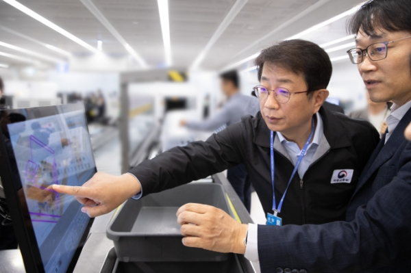 박상우 국토부 장관, “5월 연휴 안전·신속 출국 총력 대응”