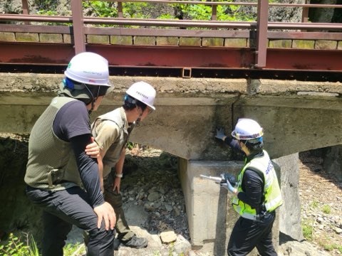 국토안전관리원, 주왕산 산불 피해지역 교량 합동안전점검